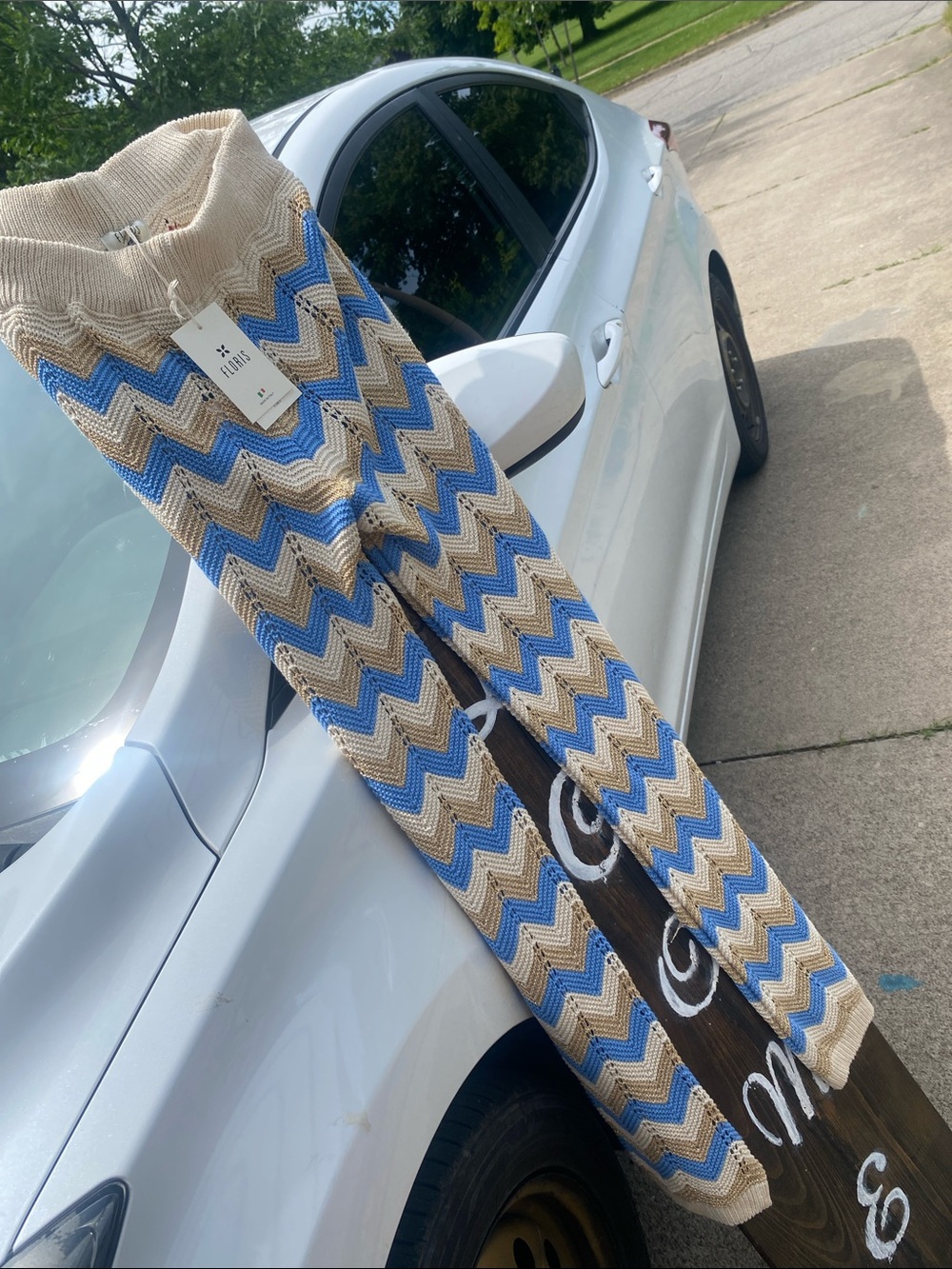 Women's Cream & Blue Knit Pants - Picture 9 of 12